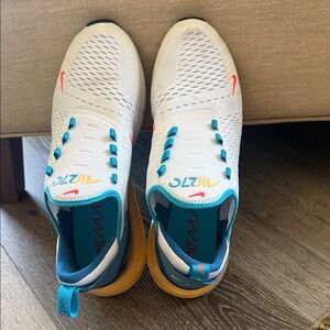 Nike Air Max 270